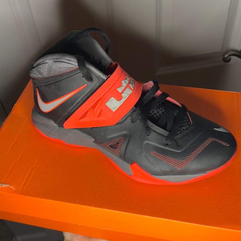 Nike lunar hyper quickness TB